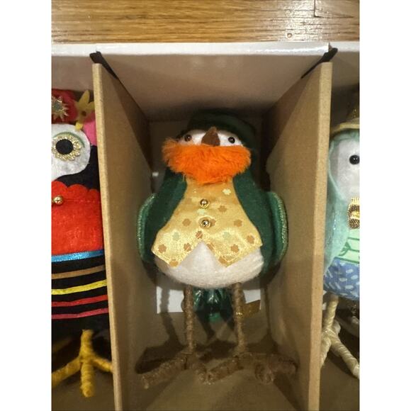 Target Wondershop Featherly Friends 2025 Anniversary Collection 10 Bird Figurine - Picture 4 of 14